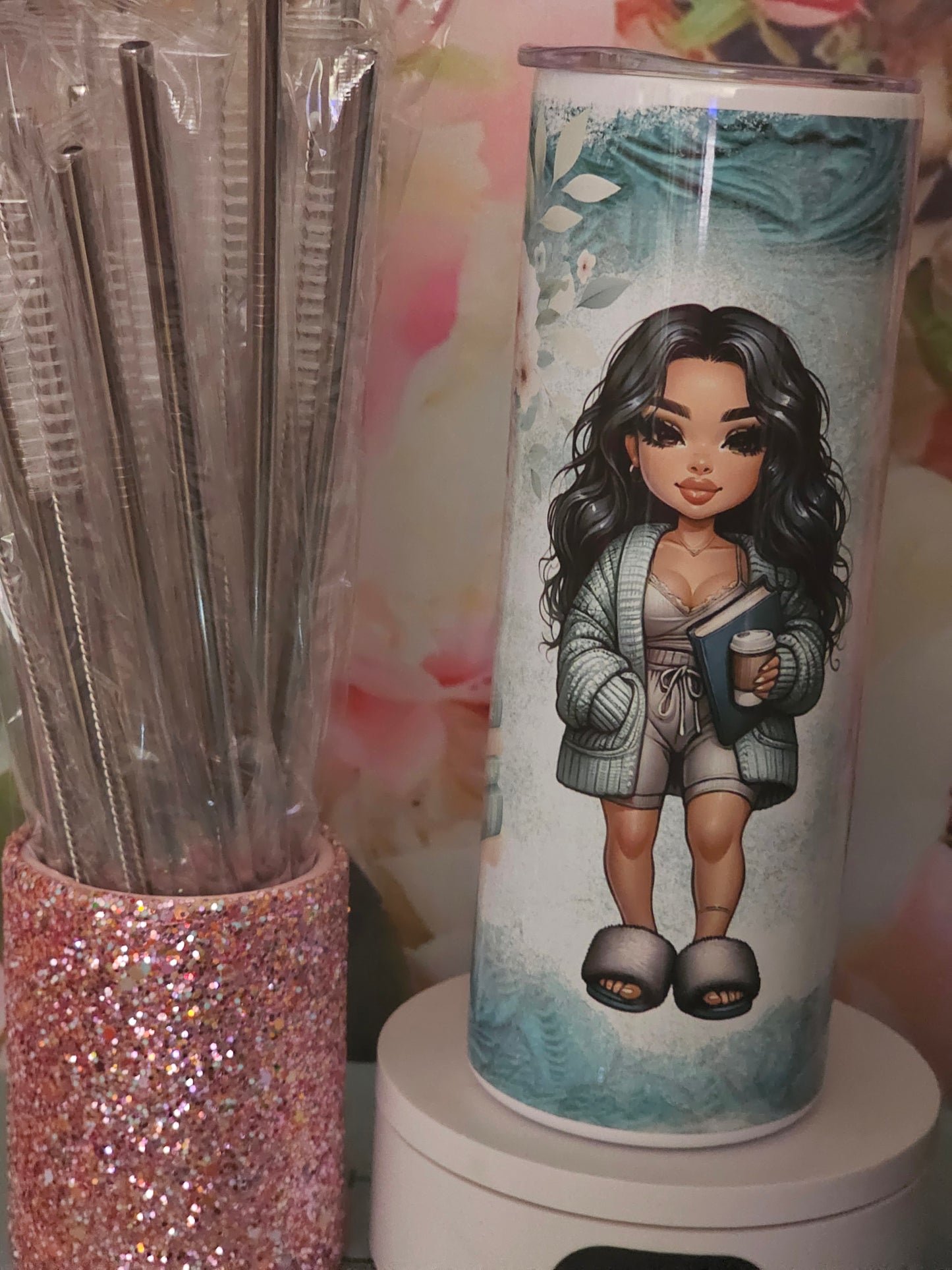 Glam Chibi Art Tumbler Latina Chibi